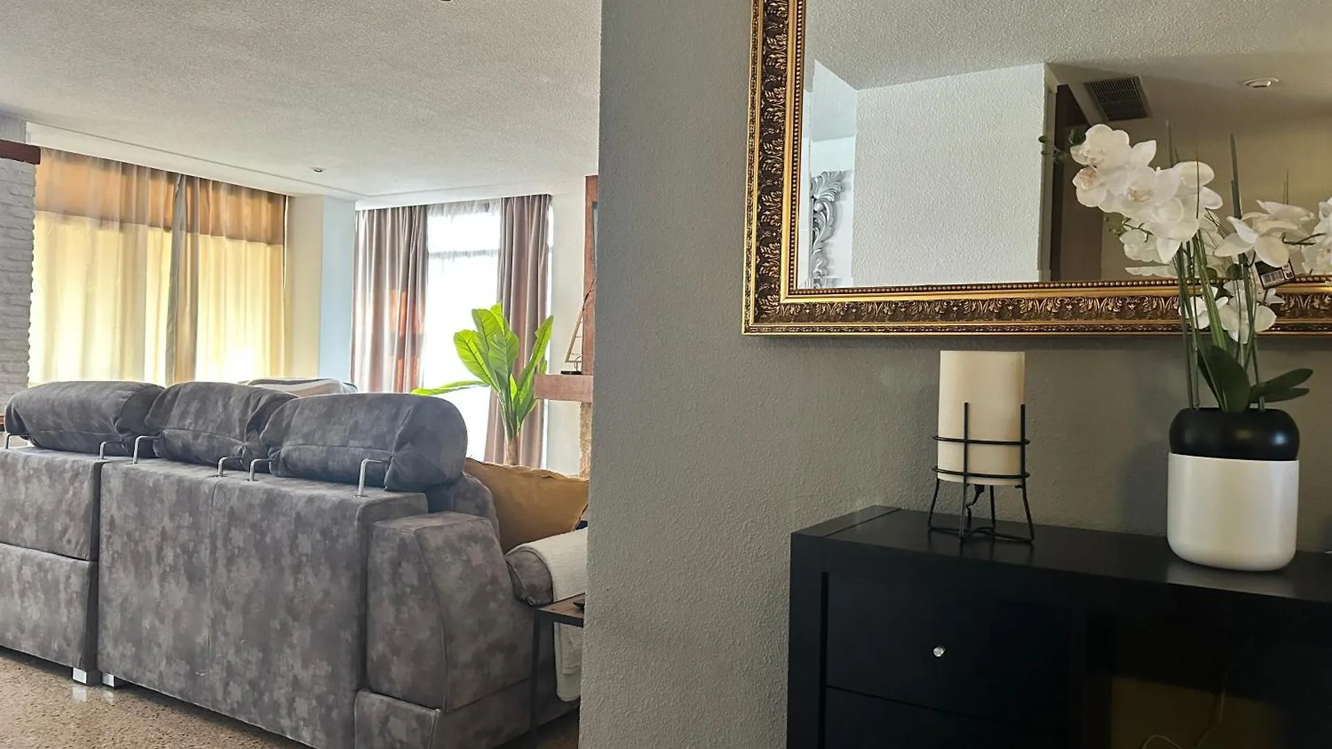 Nogalera By Jzr Apartment Torremolinos