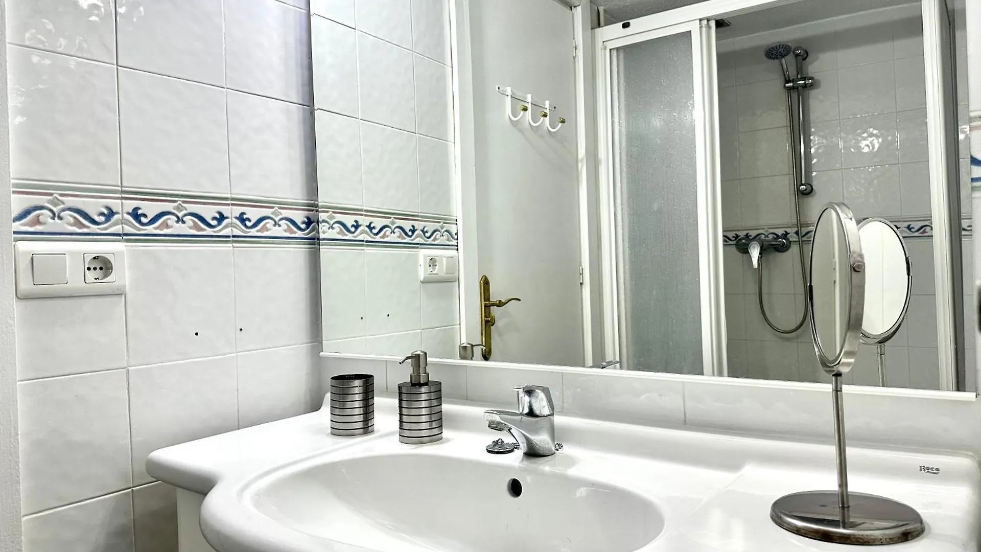 Nogalera By Jzr Apartment Torremolinos
