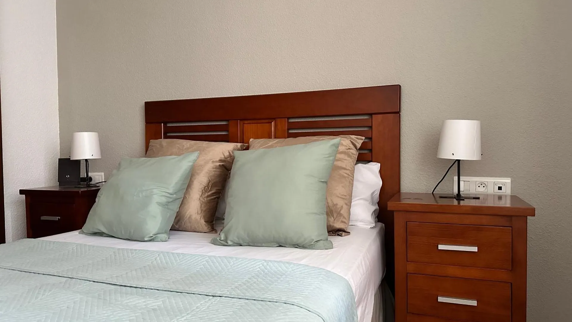 Nogalera By Jzr Apartment Torremolinos